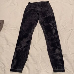 Align black/gray marble leggings